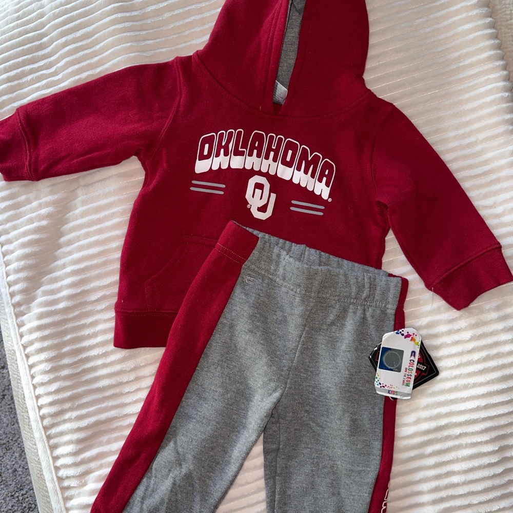 OK Sooners Red and Gray Baby Sweatpants & Hoodie Set
